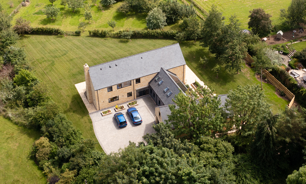 Gryphon house by Frame Technologies